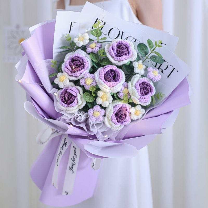Crochet Rose Flower Bouquet with Fairy Lights